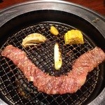 游玄亭 - 「壺漬カルビ焼」（3500円）で笑顔風に焼きました