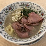 Bi-Fu Kicchin Sutando - すごい肉入れ過ぎ
                        ビーフ煮干ラーメン／1,538円