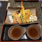 沼津魚がし鮨 流れ鮨 - 