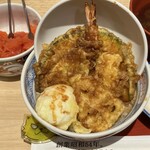 えびのや - 天丼　990円(税込)　※上からも