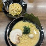 Yokohama Iekei Ramen Ichi Yonya - 