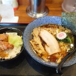 大鷹ラーメン - ランチAセット　930円