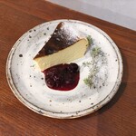 kitchen TOUTOU - バスク風チーズケーキ