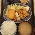 たこ焼き 次郎 - ミックスフライ定食