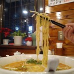 露処 - 麺リフト