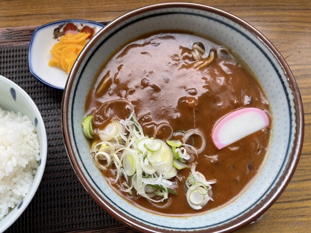 みさきチェーン 東松島店 - 鹿妻（立ち食いそば）の写真