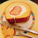 森のらくだ - いちごがいつもより大きかったです。