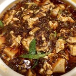 CHINESE DINING 瑞 - 独特の滑らかな食感、そして辛みはそこそこながら、四川麻婆豆腐のしっかりとした味付けと香りです