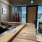 金時 黃土 - カウンターでいただきます