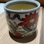 金時 黃土 - ハーブティーは可愛い取っ手なしのカップ