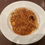 Kapurichoza - トマトとニンニクのスパゲッティ