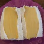 DAIBAN COFFEE cafe - お芋のサンドイッチ1,000円✨ずっしり＆ねっとりの焼き芋サンドでした♪