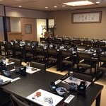 栄寿司 - ３階のお部屋   最大５４人までお席が用意出来ます。３階のみ　テーブル席となります。