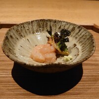 日本料理FUJI - 駿河湾の牡丹海老とプチベールの素揚げ:濃厚な味の牡丹海老｡プチベールの素揚げは韓国海苔のような風味
