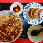大楽亭 - 麻婆豆腐チャーハン＆手作り餃子（3個）①