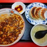 大楽亭 - 麻婆豆腐チャーハン＆手作り餃子（3個）②