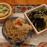 魚とおばんざい 泉士 - おばんざいの盛り合わせ