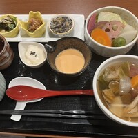 ヒル薬膳粥・ヨル貝料理カイノクチ - 