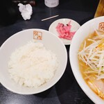 喜多方ラーメン 坂内 - 