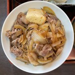 大河原 - 『牛丼(お汁･小鉢付)』の牛丼