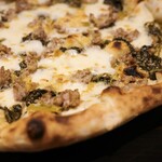 ラ・ピッコラ・ターヴォラ - 