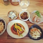 グリーンキッチン - お昼のランチプレート