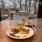 ゆと森倶楽部 - コレはまだディナー前。時間はまだ17時前。この時間が有意義なんですよね！