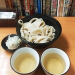 関西風手打うどん いらっしゃい - つけ汁は冷＆温