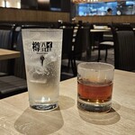 Houten Kaku Tenshimpo - 桂花陳酒ソーダ550円、紅琥珀5年(紹興酒)858円