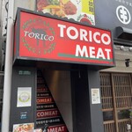 TORICO MEAT. - 入口　お店は二階です