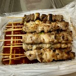吾助 - 焼鳥（もも・ねぎま・かわ・かしら）