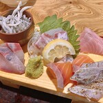 Sakana No Toriyamasan - とりやまギリギリ赤字最強お造り定食¥1078内　ご飯おかわり&茶漬け出汁無料