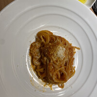 楽食倶楽部 裏小路牛肉店 - トマトベースのパスタ