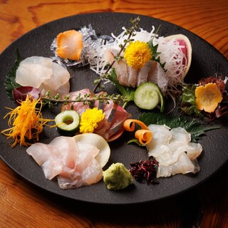 南伊豆直送の鮮魚をご堪能あれ！お刺身に煮付けや塩炊きなど◎