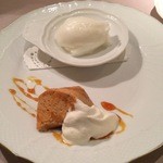 ジリオーラ - スイーツはキャラメルのシフォンケーキにレモンシャーベット