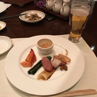 南園 - 前菜の盛り合わせ
