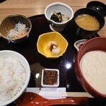 ご飯ととろろ とろ麦 - 