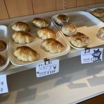 Pan Koubou Mugi - 店内