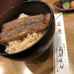 Kabayaki Unayoshi - うな丼1600円。ご飯大盛り+100円。