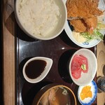 Hayase - ミックスフライ定食