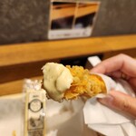 KFC - えびのやつ。タルタルソース付けた。