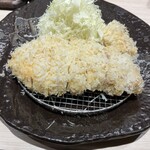 とんかつ憲進 - 常陸の輝き ロースかつ定食(約180g)、単品ヒレかつ(約35g)