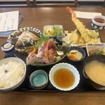 莫山 - 莫山定食 刺身 天ぷら 煮魚 美味い あら汁も美味い