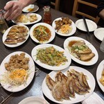 栄吉飯店 - 