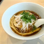 らぁ麺たけし - 醤油らぁ麺¥800