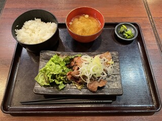 Aburino Sachi - 味噌漬け豚ロース炭火焼き定食
