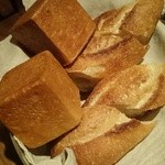 Restaurant OKADA - ［１回目］ブリオッシュとバケット