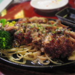 酒場 亀次 - ハンバーグ