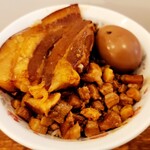 帆帆魯肉飯 - 