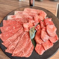 焼肉うしごろ 新宿三丁目店 - 